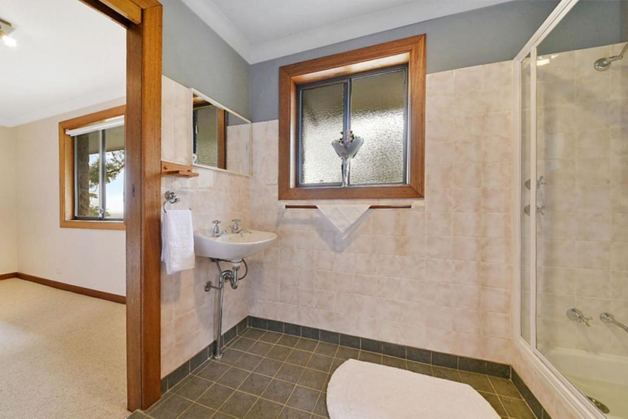 Sydney View Villa Woodford ภายนอก รูปภาพ