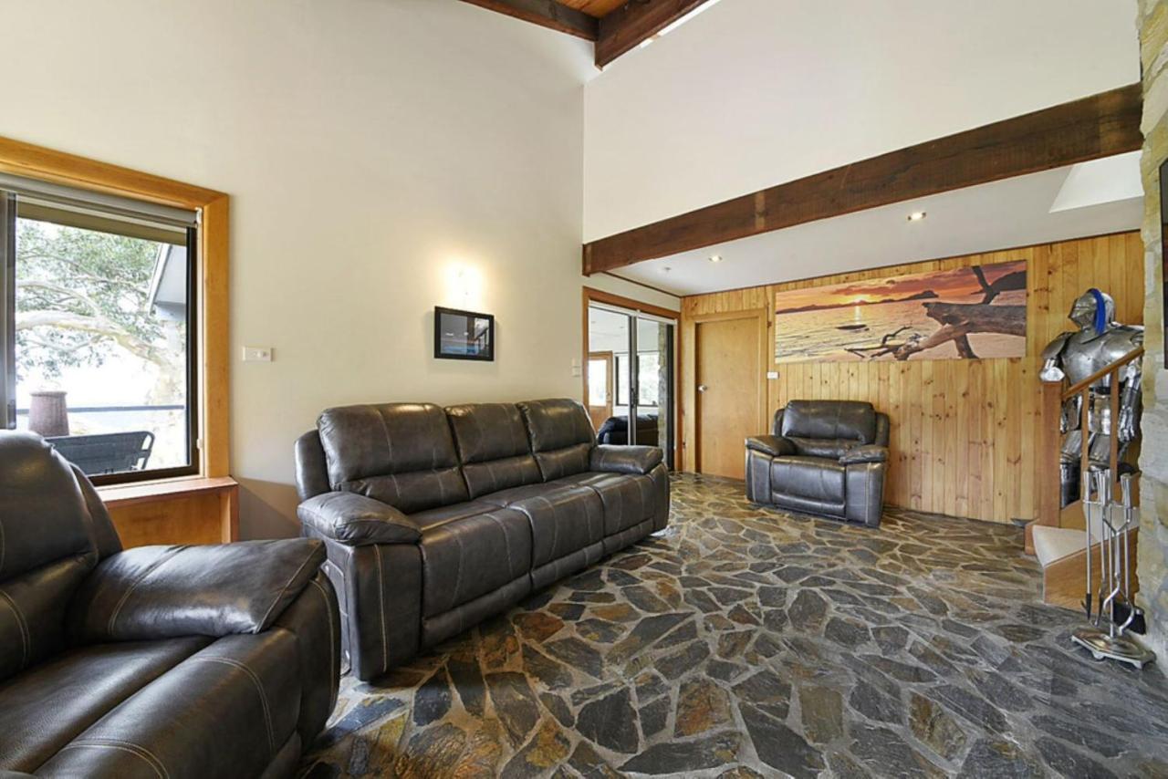 Sydney View Villa Woodford ภายนอก รูปภาพ