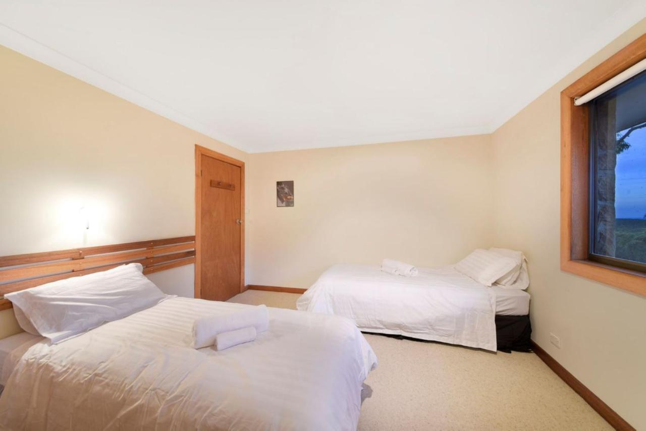 Sydney View Villa Woodford ภายนอก รูปภาพ